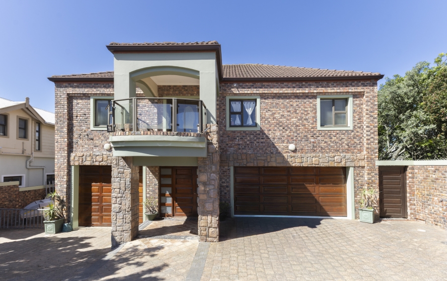 4 Bedroom Property for Sale in West Bank Eastern Cape